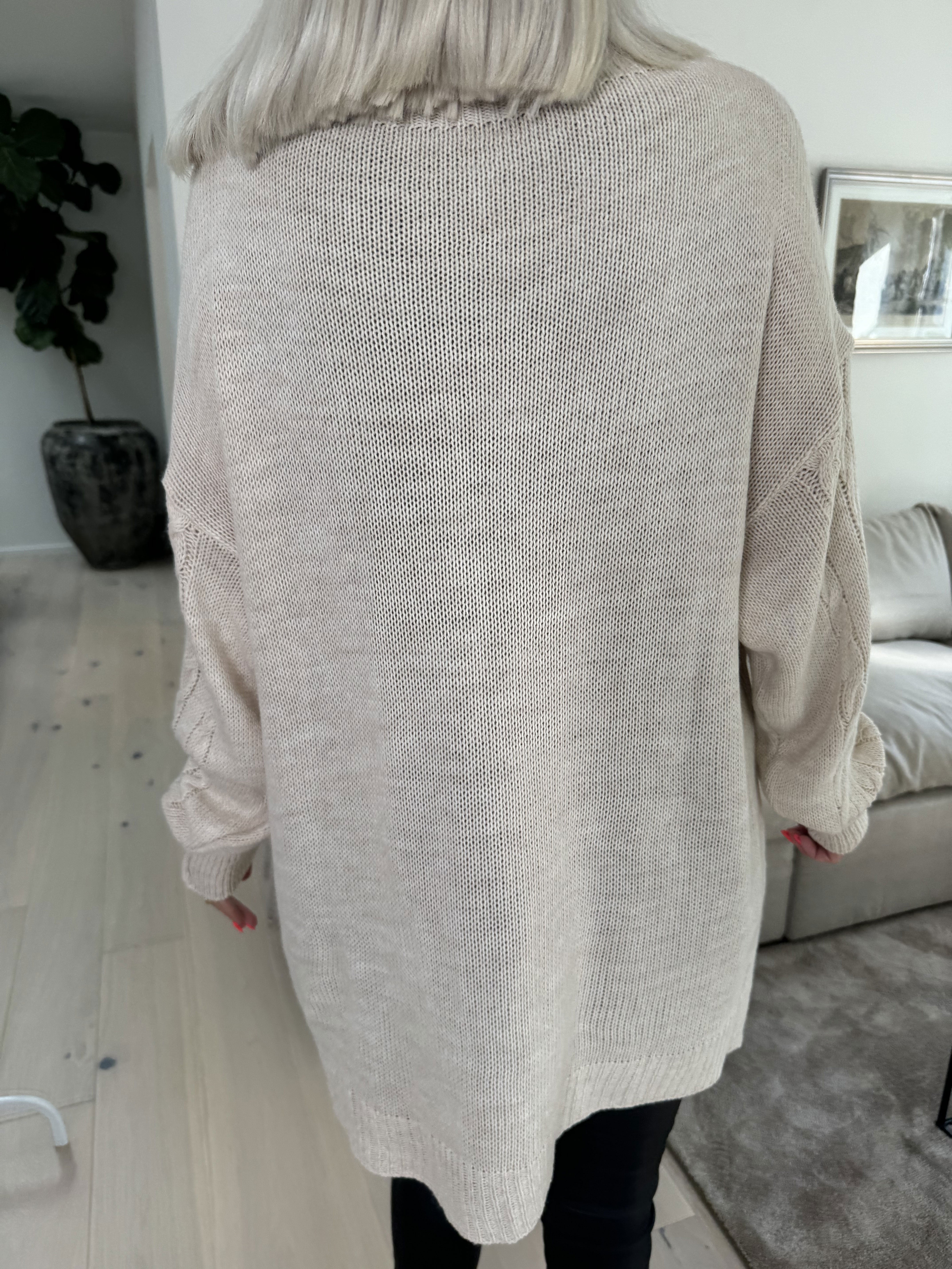 Annisa - Kabelstickad kofta och tröja